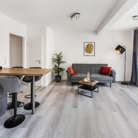 In Suedfriedhof Mit Grossem Balkon By Interhome